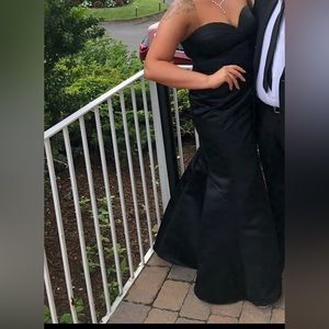 Braidsmaid dress. Worn once black satin dress size 10-12 due to alterations